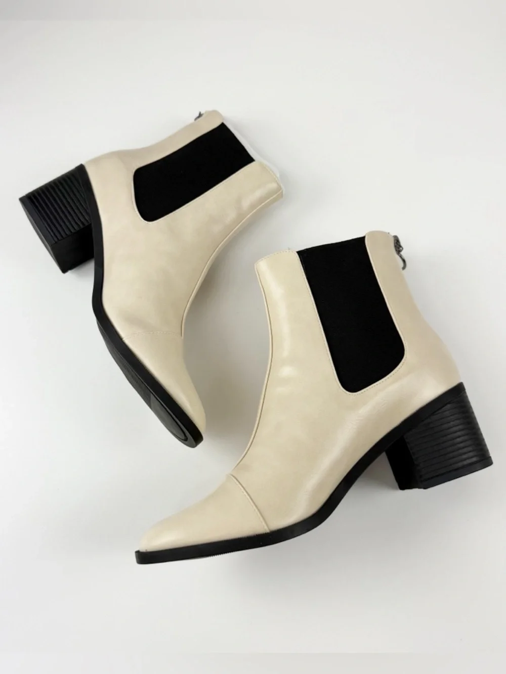 Journee Collection Nigella Chelsea Booties Womens 8.5 Bone White Heeled NEW
